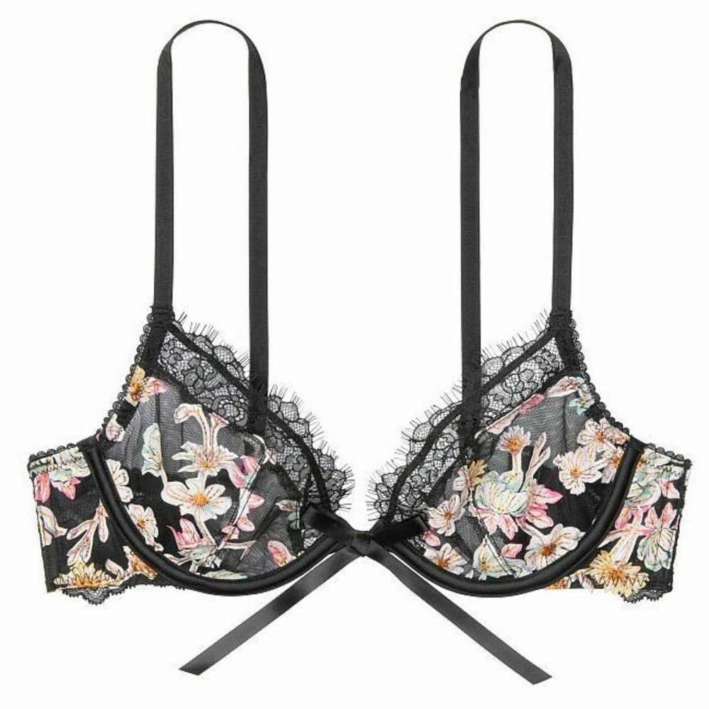 Victoria’s Secret Dream Angels Floral Embroidered Lingerie Set - Picture 3 of 12